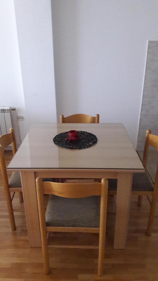 Apartman Edina โอครีด ภายนอก รูปภาพ